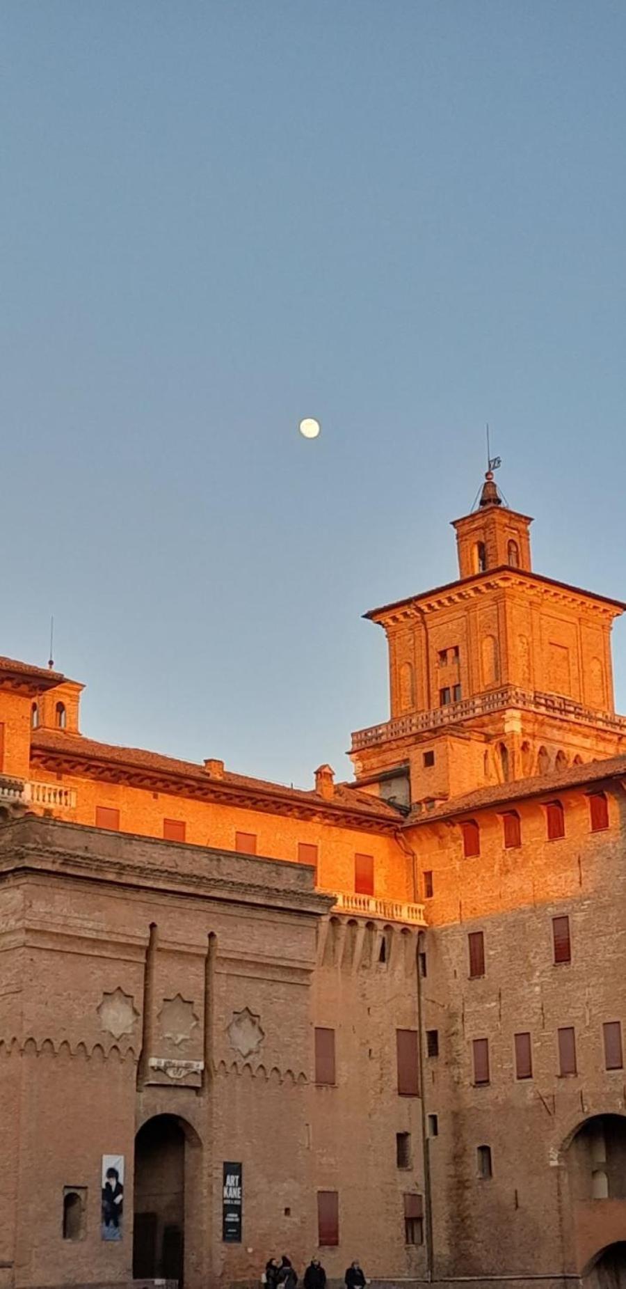 Hotel Al Castello Ferrara Exterior foto